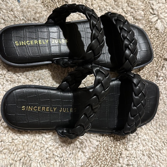 NWOT Sincerely Jules Braided Strap Sandals - Picture 2 of 5